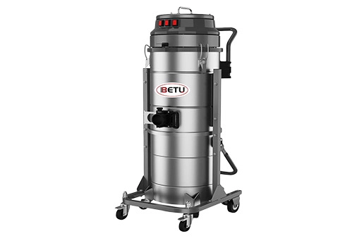 Industrial vacuum cleaners